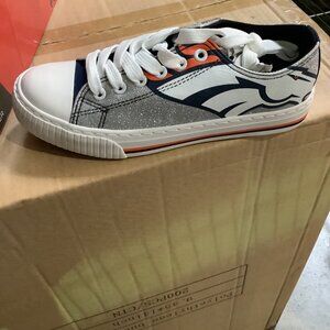 FOCO NFL womens Nfl Team Logo Ladies Fashion Low Top Canvas Sneakers Shoes